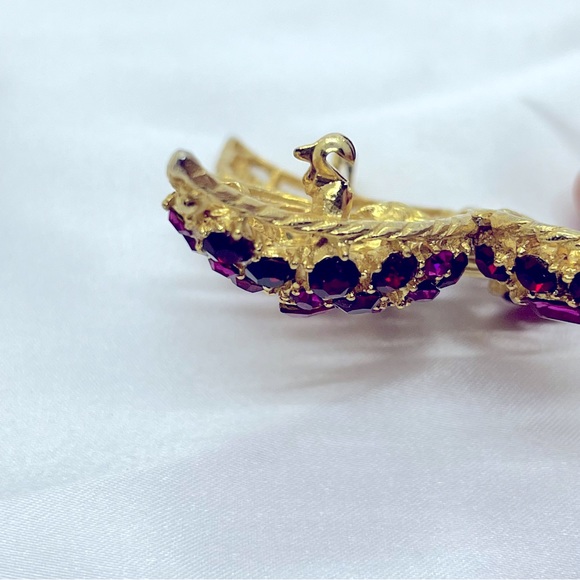 Large Gold Tone Fuchsia and Ruby Rhinestone Butterfly Brooch Pin VTG - Picture 7 of 10